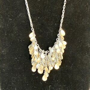 ** SOLD**WOMENS | FASHION NECKLACE
